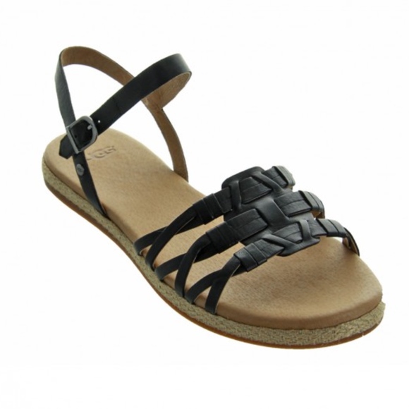 ugg larisa sandal